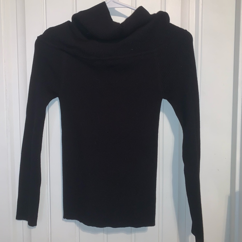 Black, off the shoulder long sleeve top